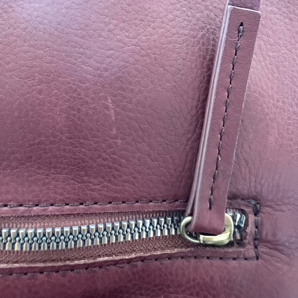 100% GENUINE LEATHER BAG - Picture 10 of 15